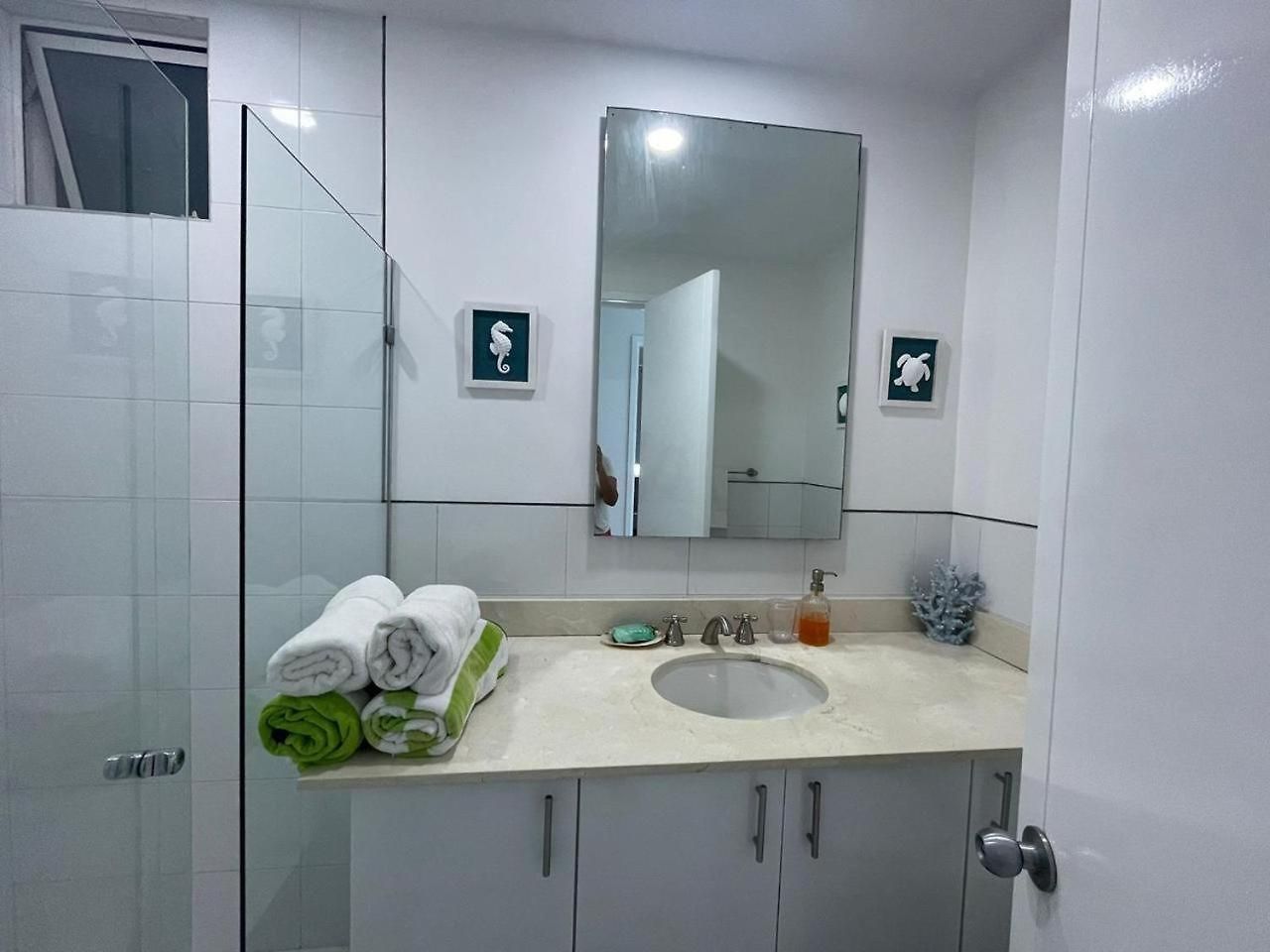 Morros Cerca Al Américas Centro De Convenciones Apartamento *