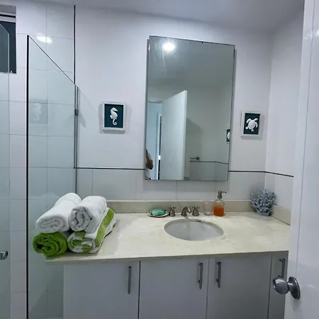 Morros Cerca Al Américas Centro De Convenciones Apartamento *